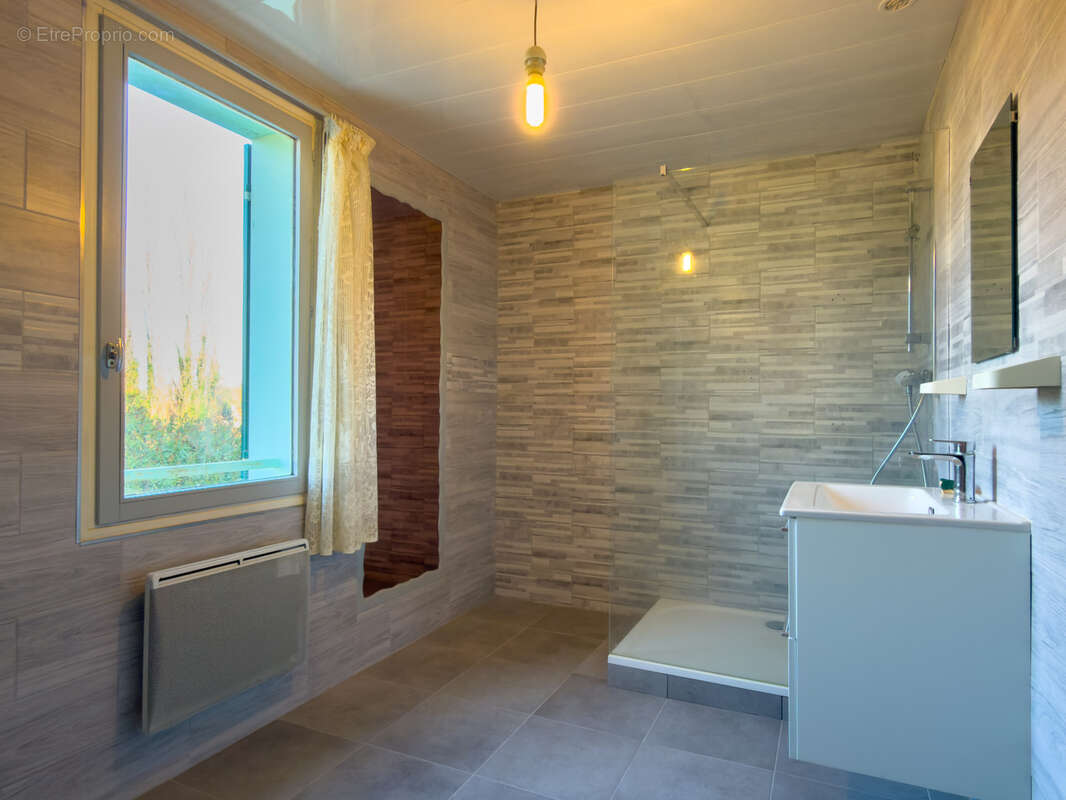 Maison à LORIOL-SUR-DROME