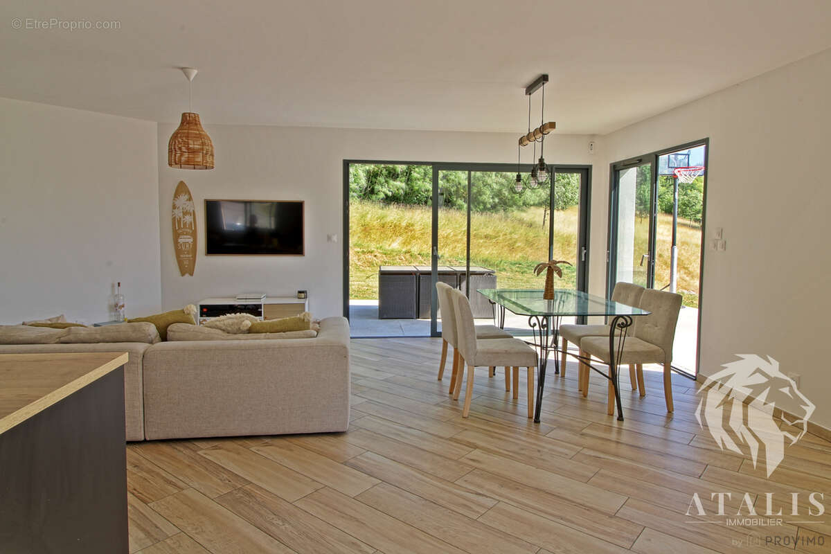 Maison lumineuse et récente - photo 6