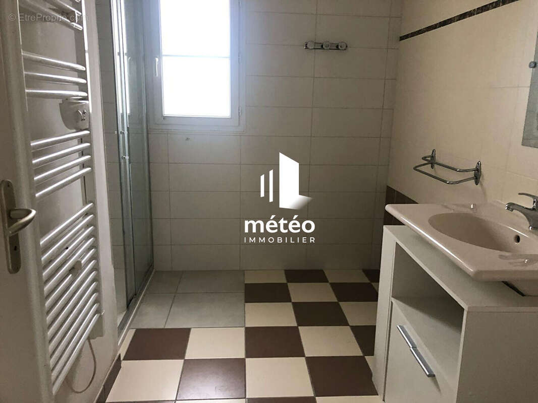 Maison à LA BOISSIERE-DES-LANDES