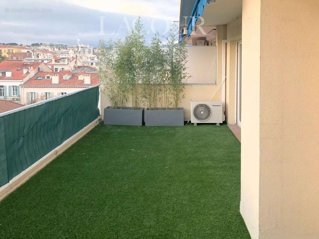 Appartement à CANNES