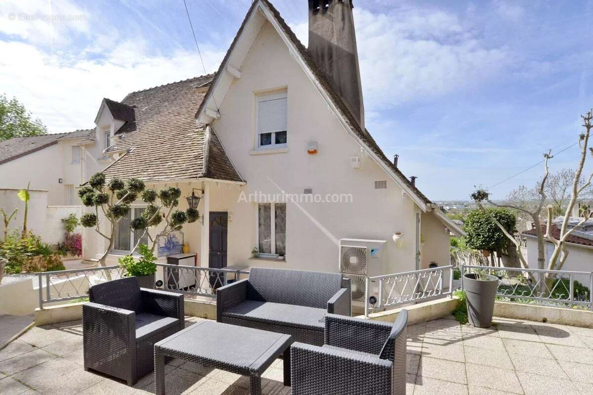 Maison à VILLENEUVE-SAINT-GEORGES