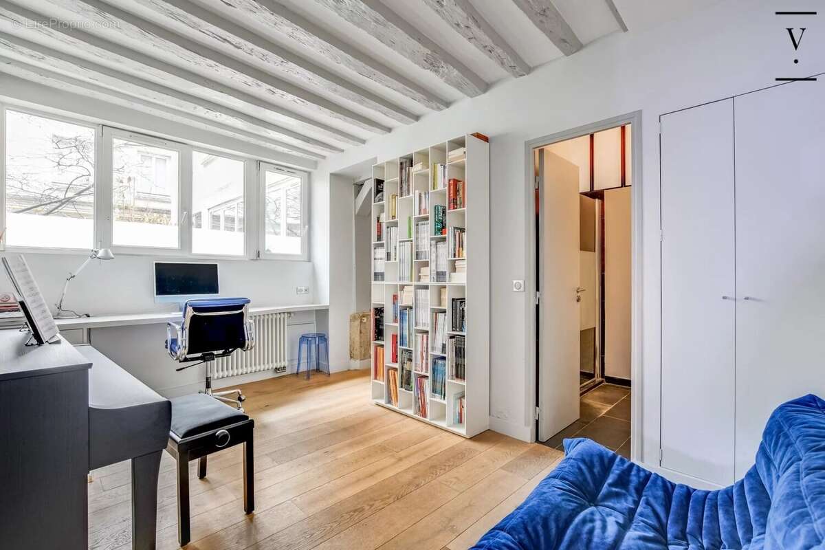 Appartement à PARIS-11E