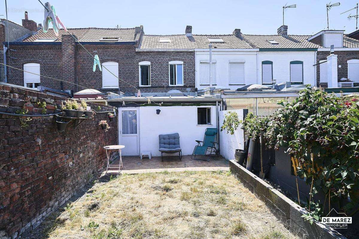 Exclusivite : maison 3 chambres et jardin expose sud ! - photo 12