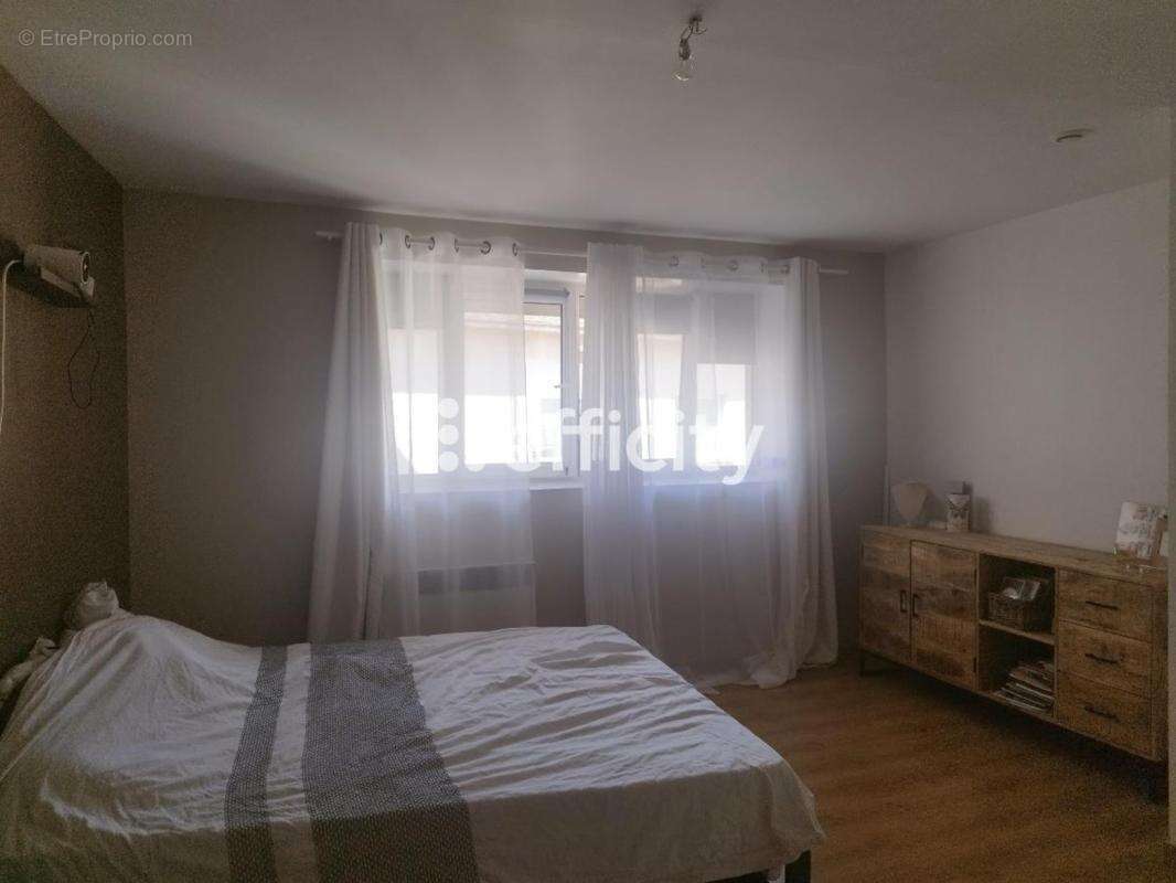 Appartement rénové - photo 9
