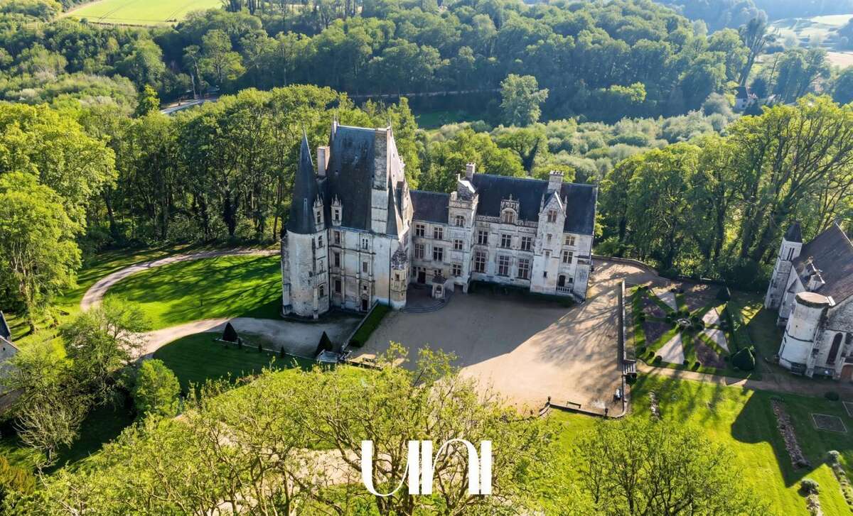 Maison à FONTAINE-HENRY