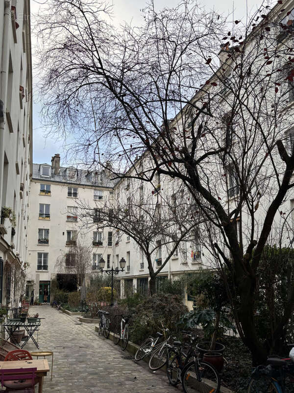 Appartement à PARIS-9E