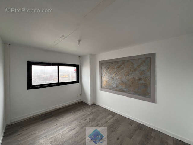 Pour investisseur: local pro loué, renta: 6% nets - photo 4