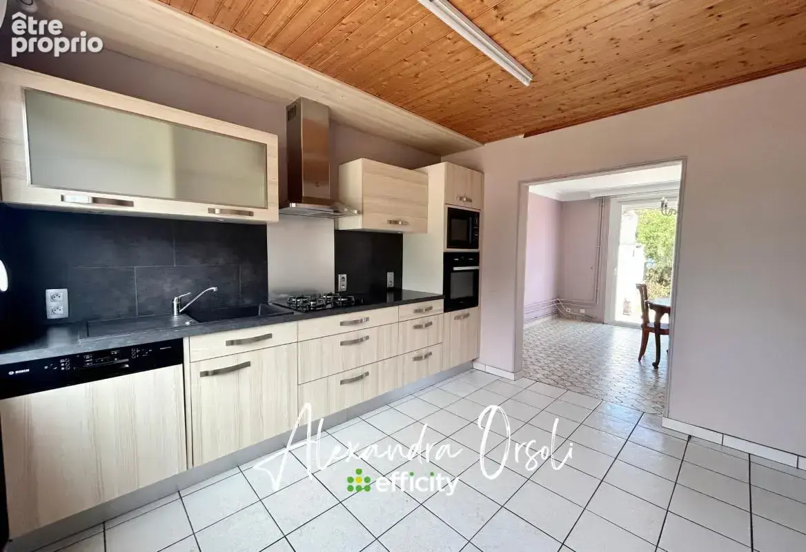 Maison 6 pièces 106 m² à vendre à Les Lucs-Sur-Boulogne (85170) - photo 1