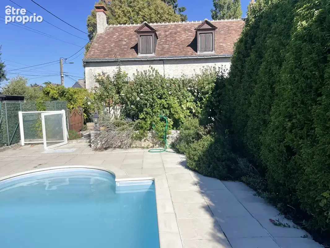 Photo Maison à Beaumont-La-Ronce au prix de 254 400€