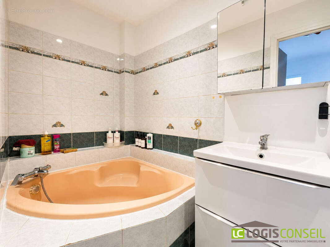 Appartement à BAGNEUX