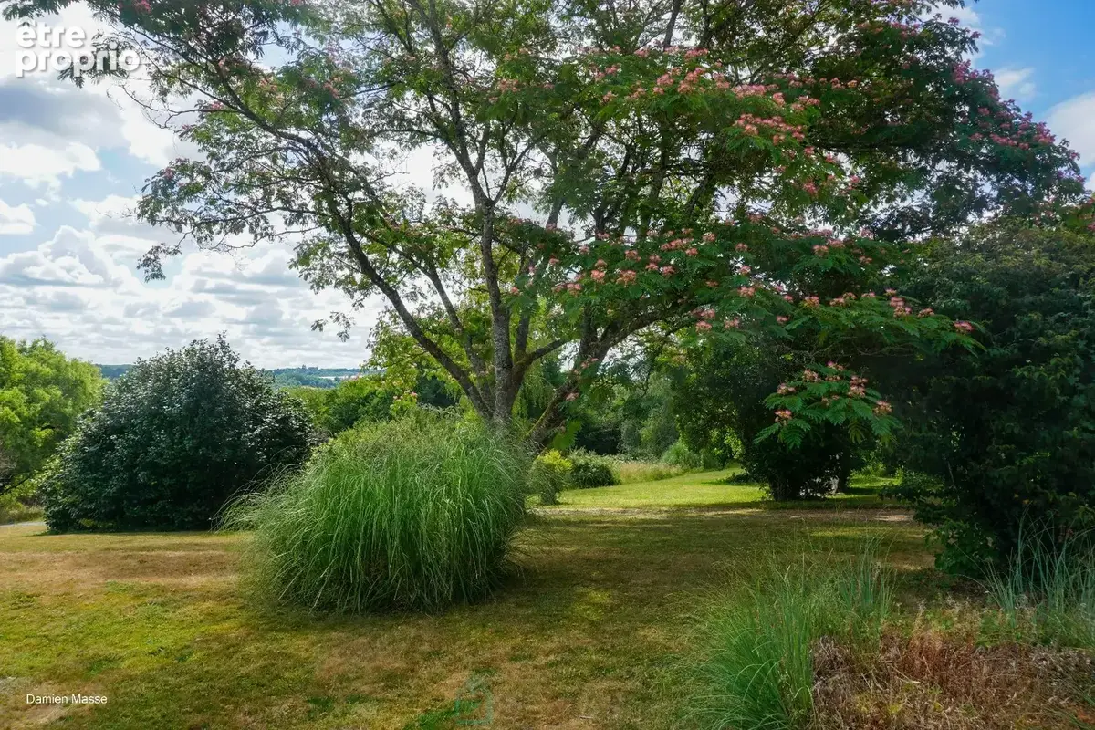 Charmante bâtisse périgourdine du XIXe siècle nichée au coeur d'un environnement naturel et préservé. - photo 11