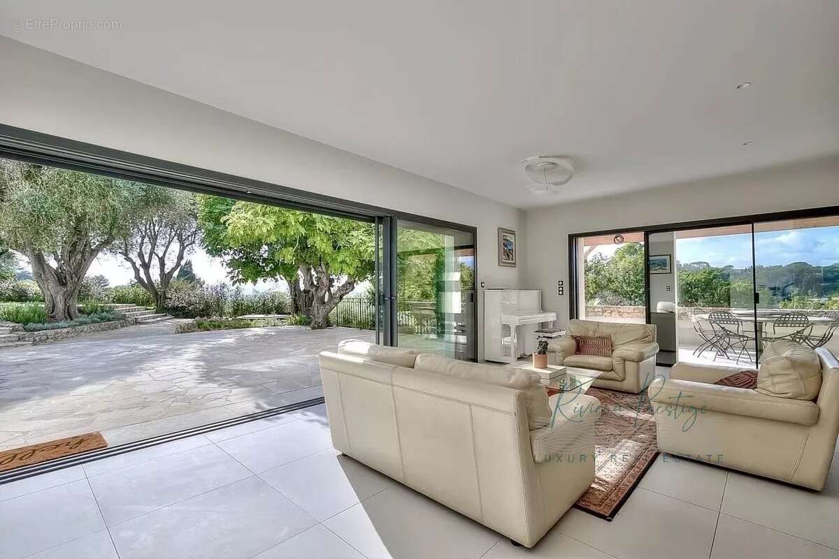 Maison à MOUGINS