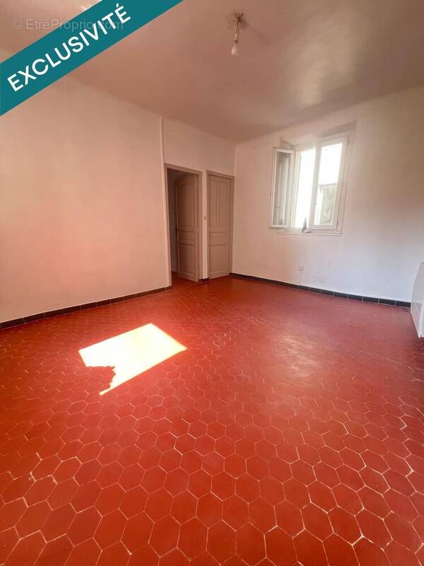 Photo 1 - Appartement à LA VALETTE-DU-VAR