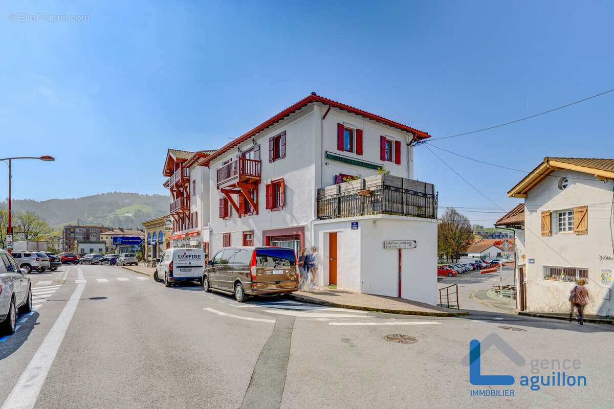 Appartement à URRUGNE