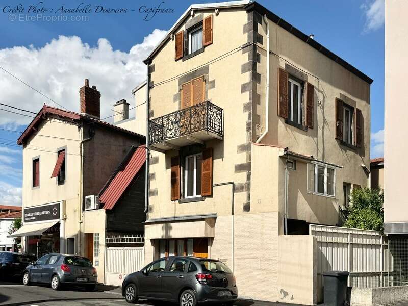 Maison à CLERMONT-FERRAND