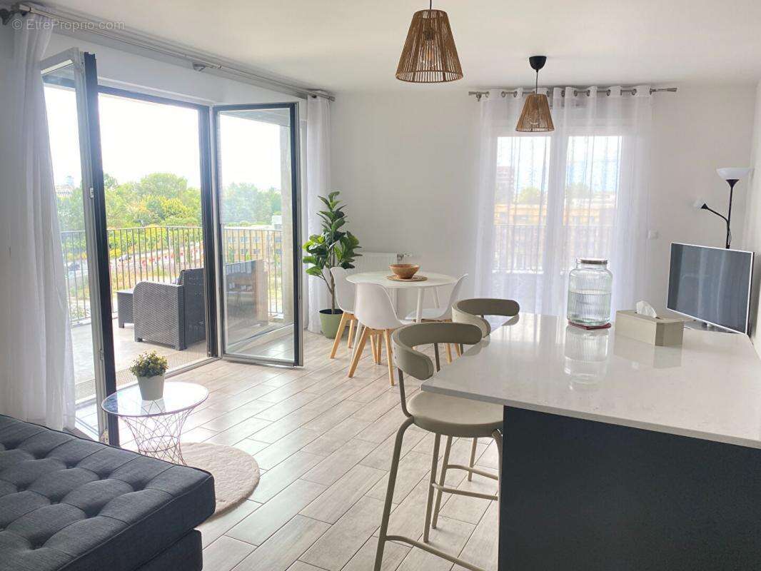Appartement à BORDEAUX