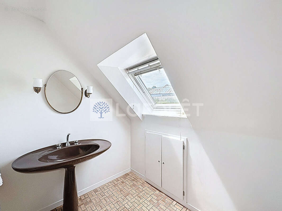 Maison à SAINT-LEONARD