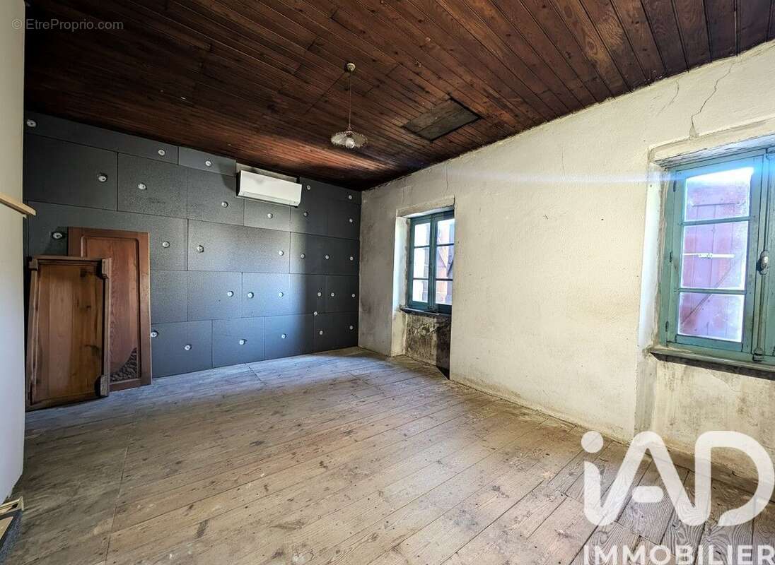 Maison 75 m² à Vocance  - photo 7