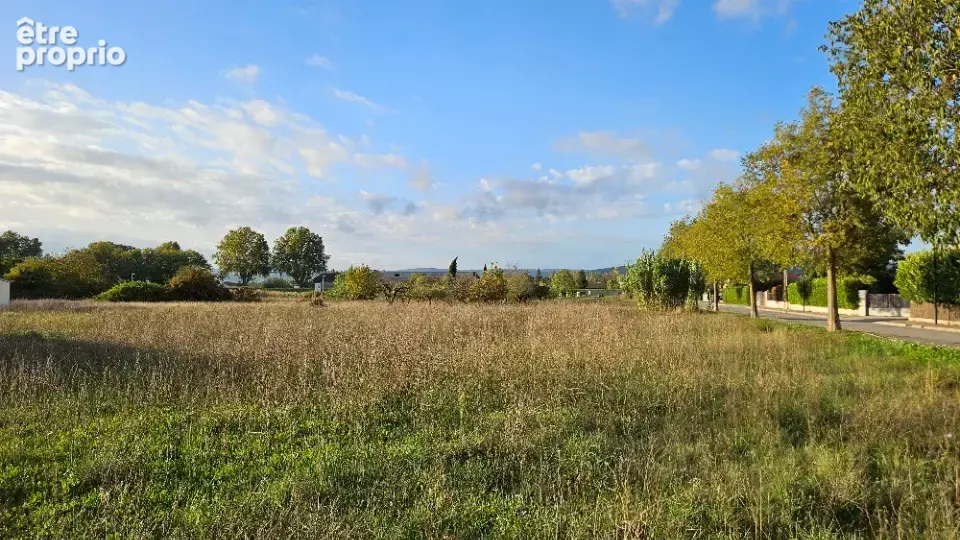Terrain à VILLELAURE