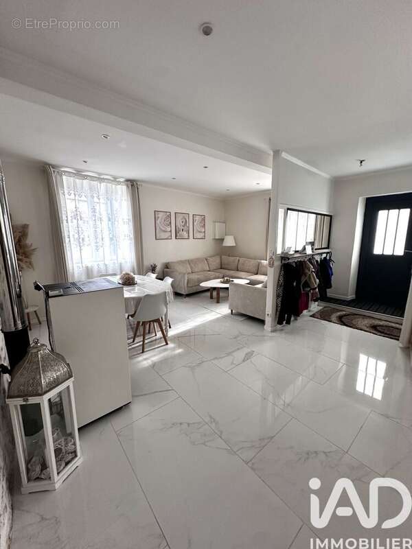 Photo 3 - Maison à BROUY