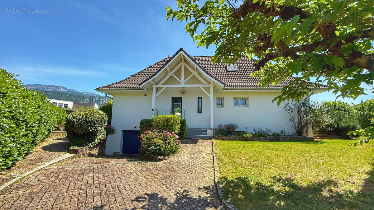 Maison à COUBLEVIE