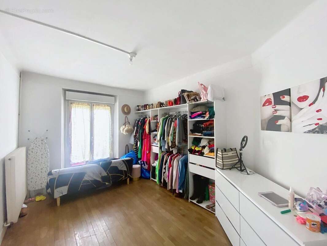 Maison 74 m² à Conde-Sur-Noireau  - photo 3
