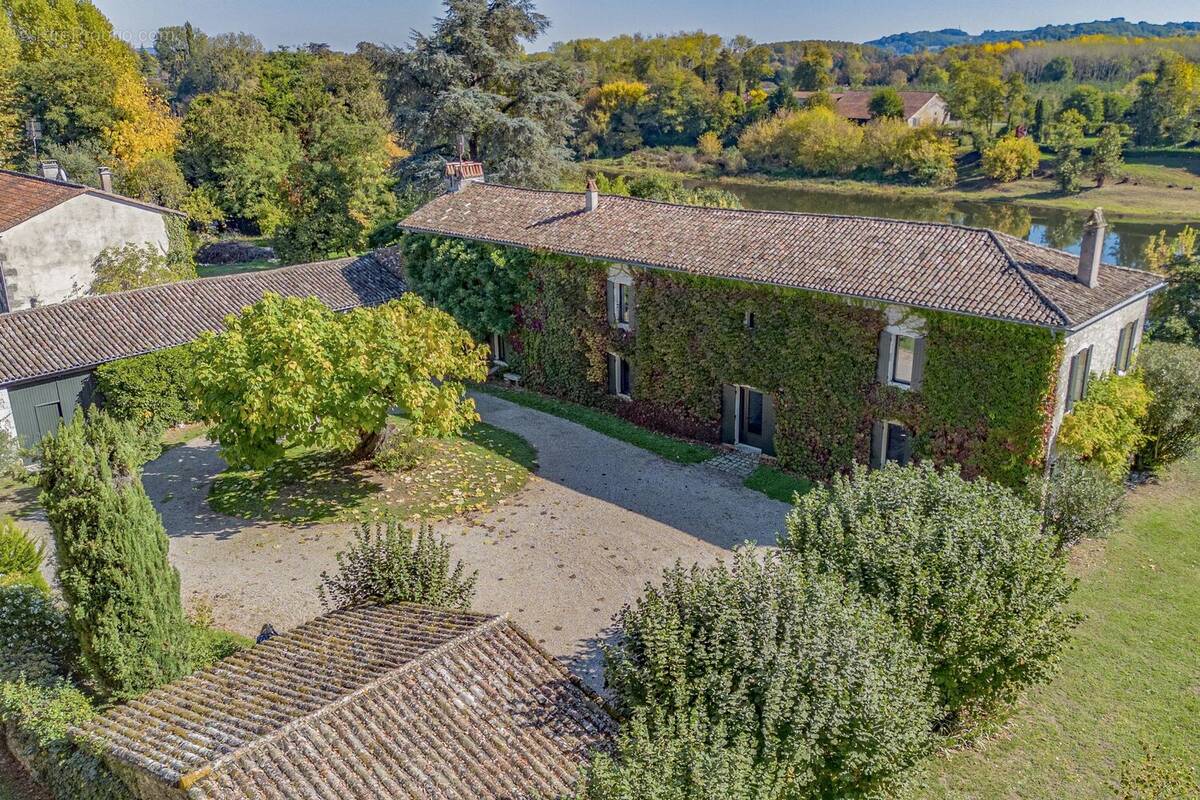 Maison à SAINTE-FOY-LA-GRANDE