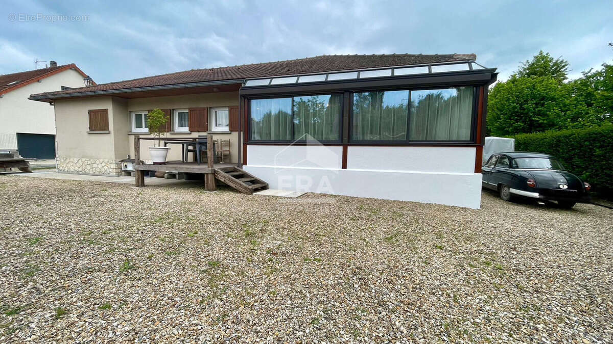 Maison à MORIGNY-CHAMPIGNY