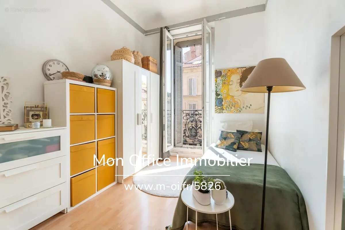 Appartement à MARSEILLE-6E