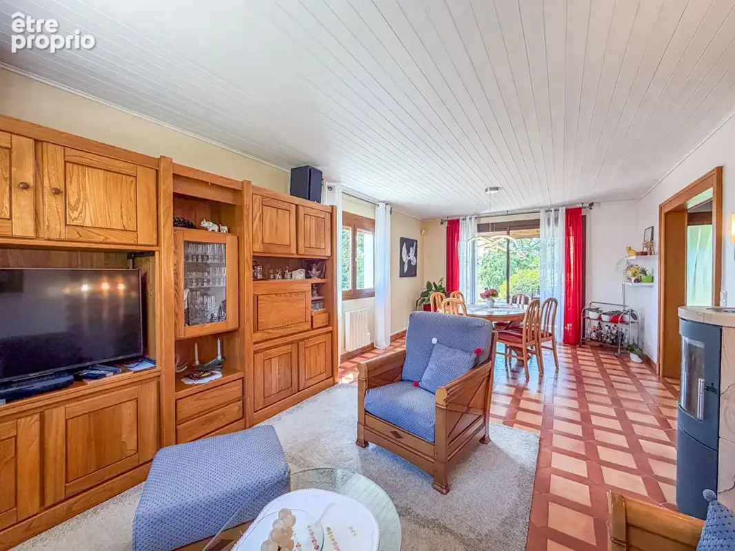 Agence immobiliere laforet - exclusivite - "bromelia" - lovagny - maison individuelle de 145,31m² - terrasses - sous sol complet - photo 4