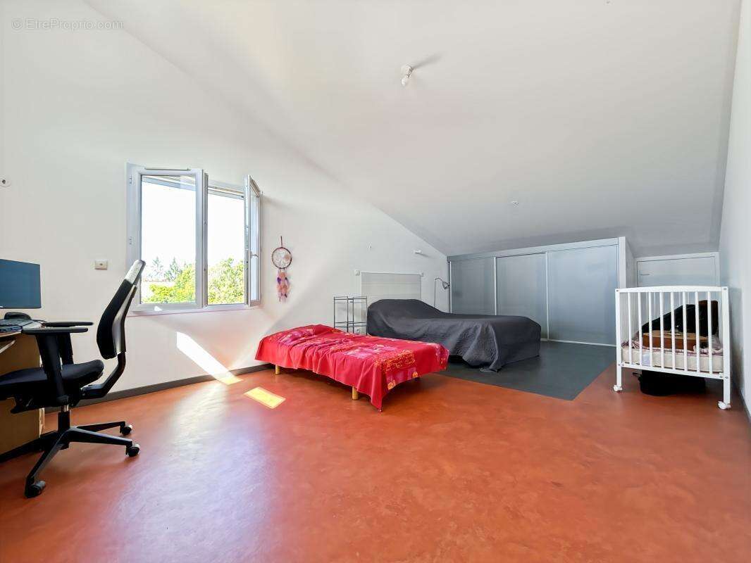 Maison à PUGET-SUR-ARGENS