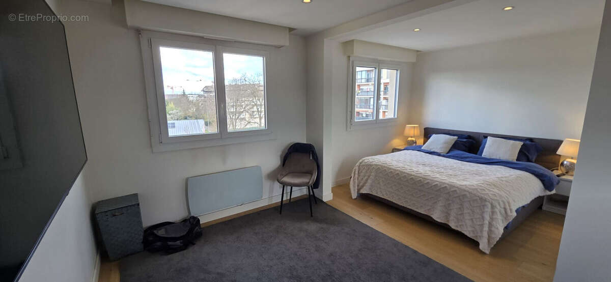 Appartement à AMBILLY