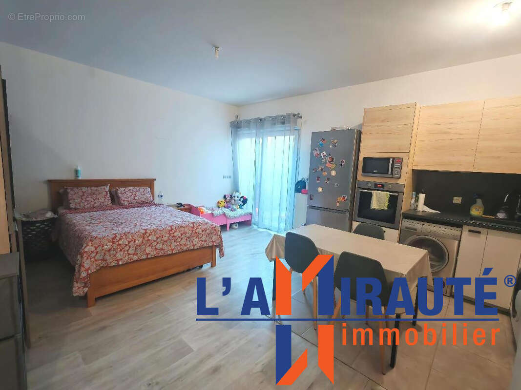 Appartement à SARTROUVILLE