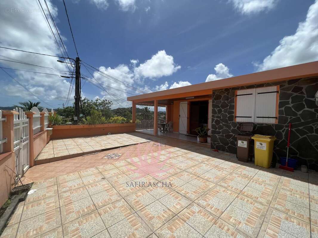 n°1 - Maison à DUCOS