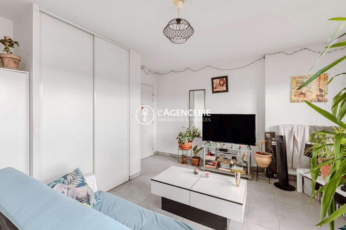 Appartement 38 m² à Colomiers  - photo 4