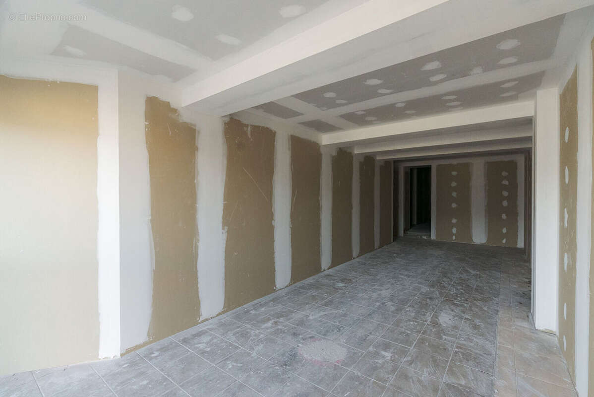 Commerce à CARCASSONNE