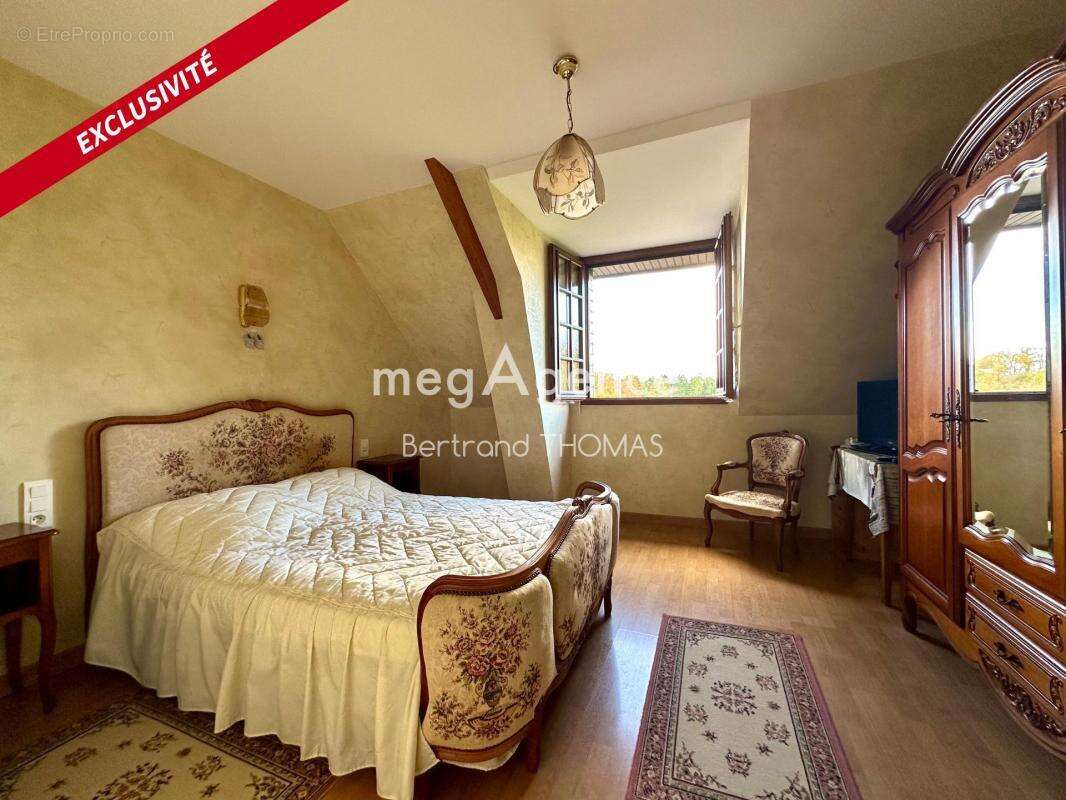 Maison à SAINT-BRICE-EN-COGLES