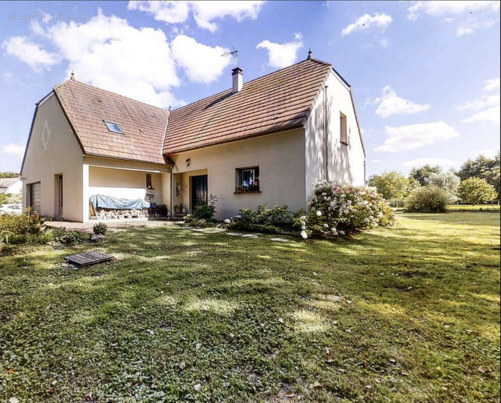 Maison à TERGNIER