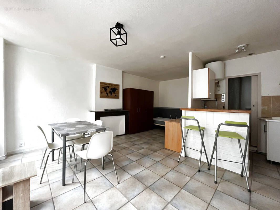 Appartement à SAINT-ETIENNE