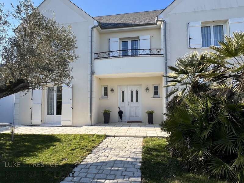 Maison à SAINT-DENIS-EN-VAL