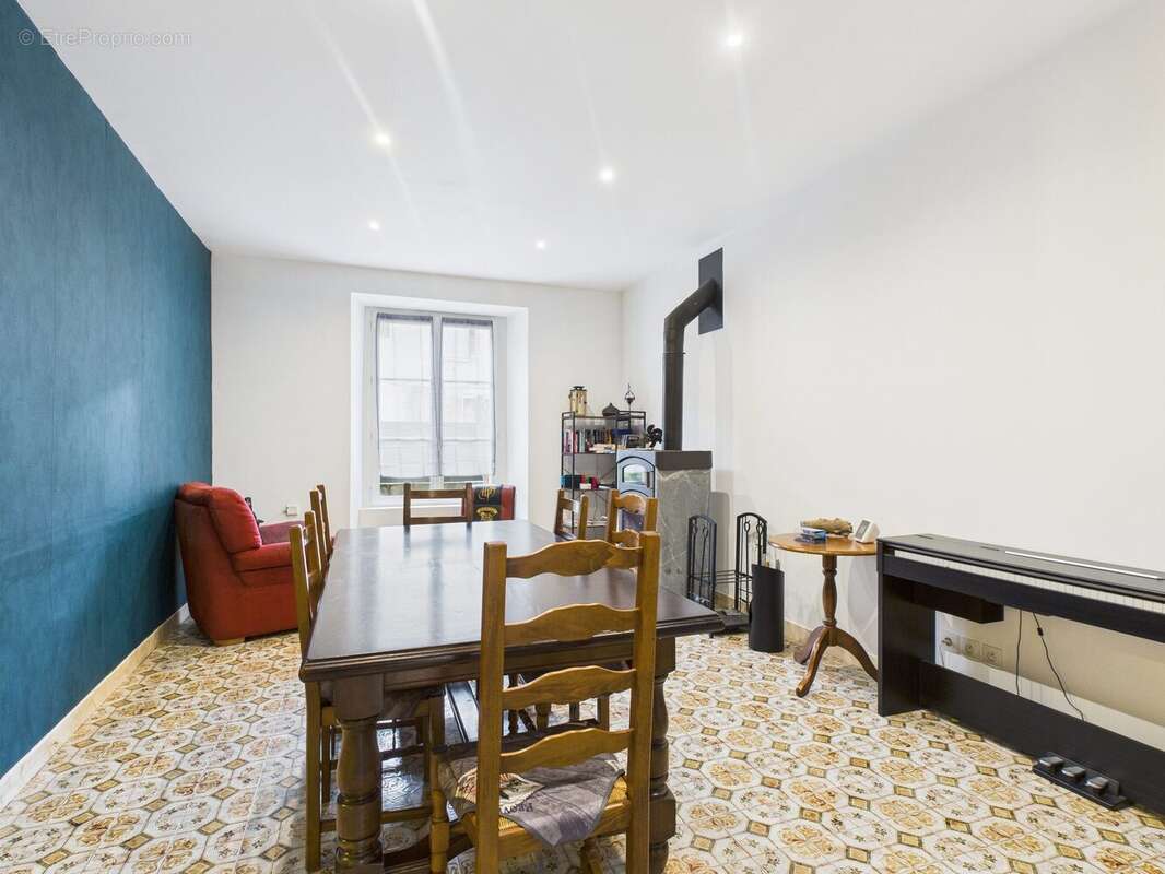 Maison à ROMILLY-SUR-SEINE