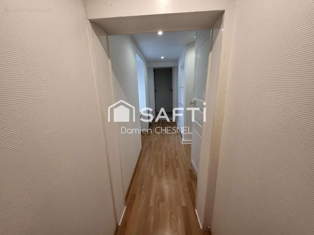 Maison 295 m² à Lignieres  - photo 9