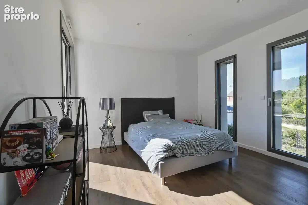 Villa de 215m2 sur terrain clos de 1500m2 4 chambres. - photo 14