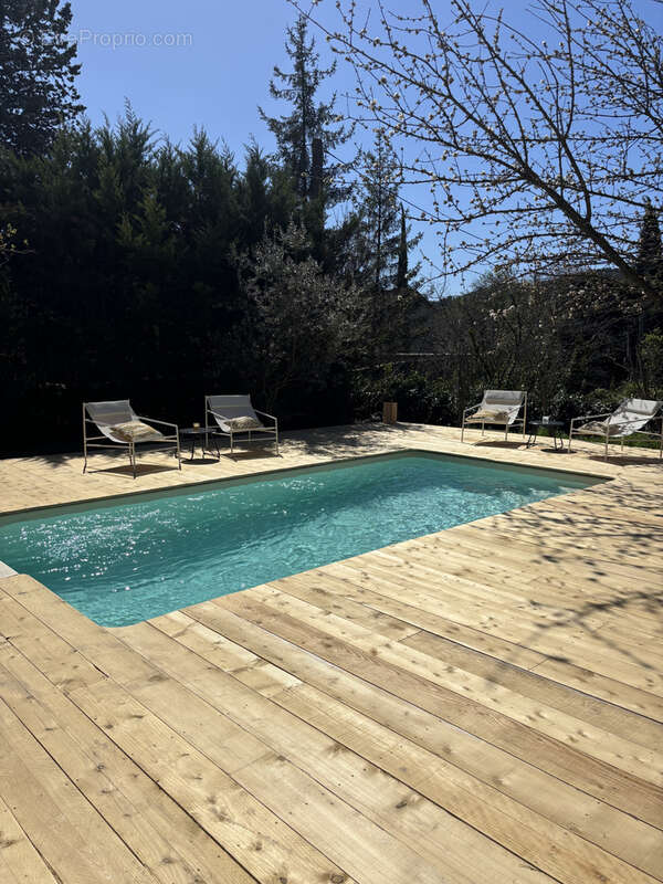Maison à VAISON-LA-ROMAINE