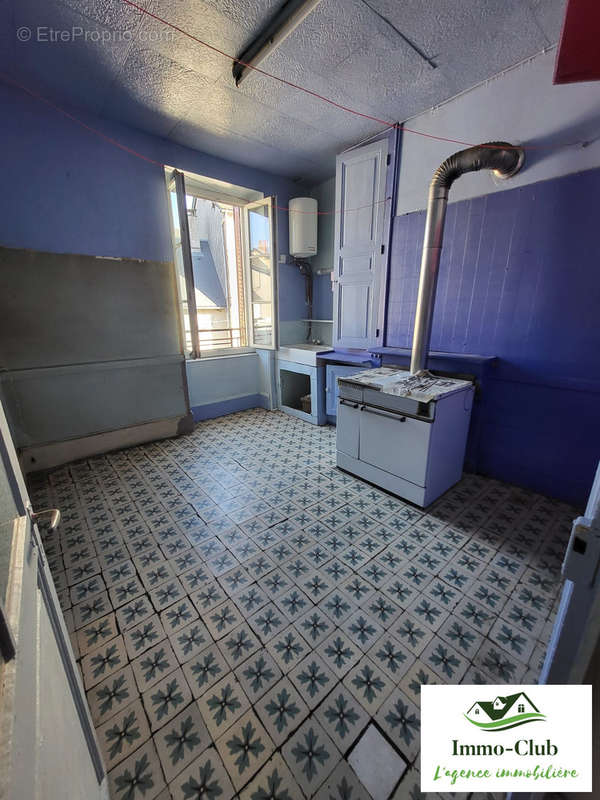 Appartement à CHATEAU-CHINON(VILLE)