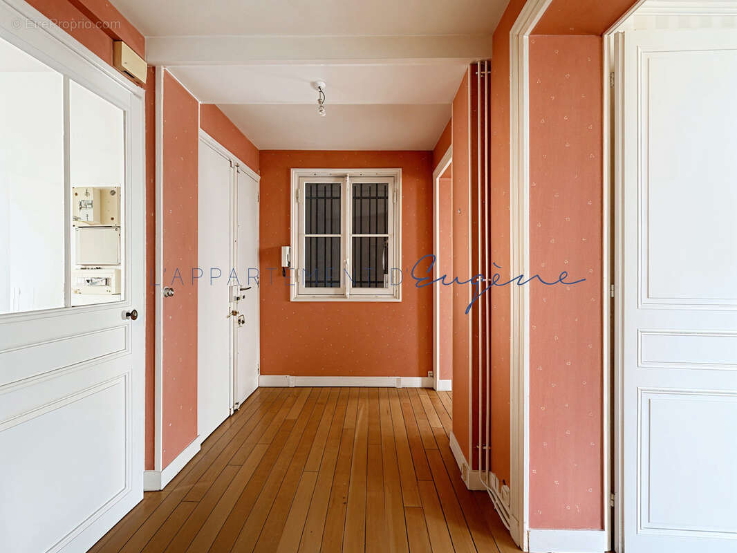 Appartement à PARIS-15E