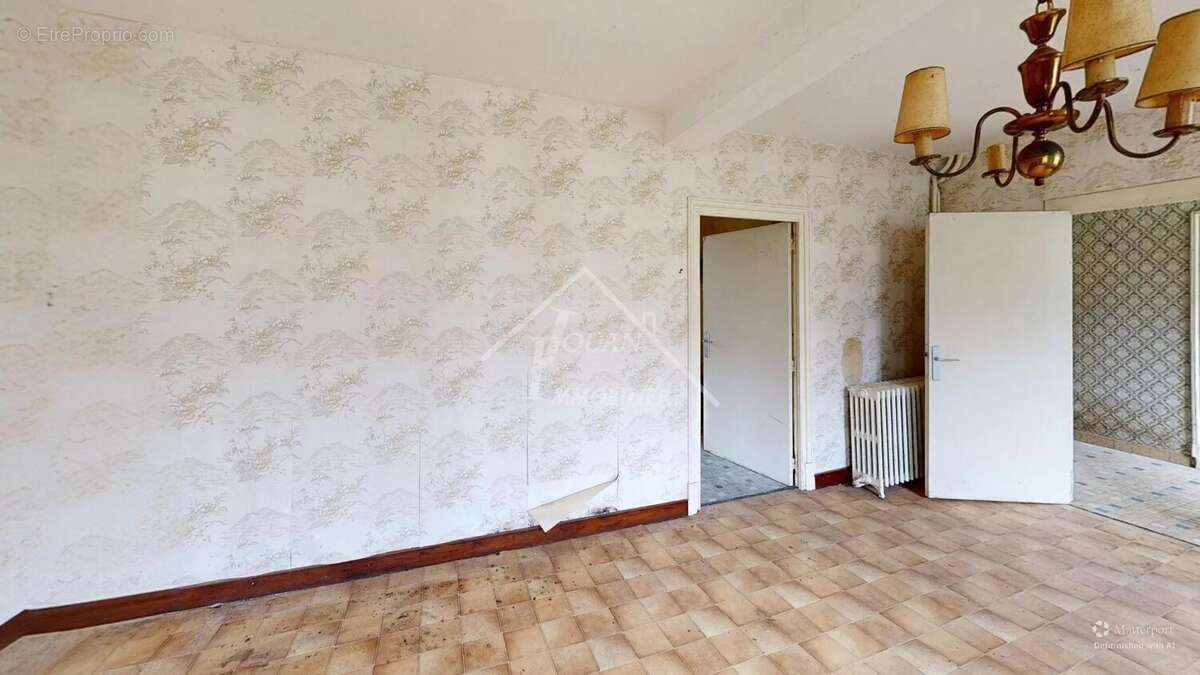 Maison à BAS-ET-LEZAT