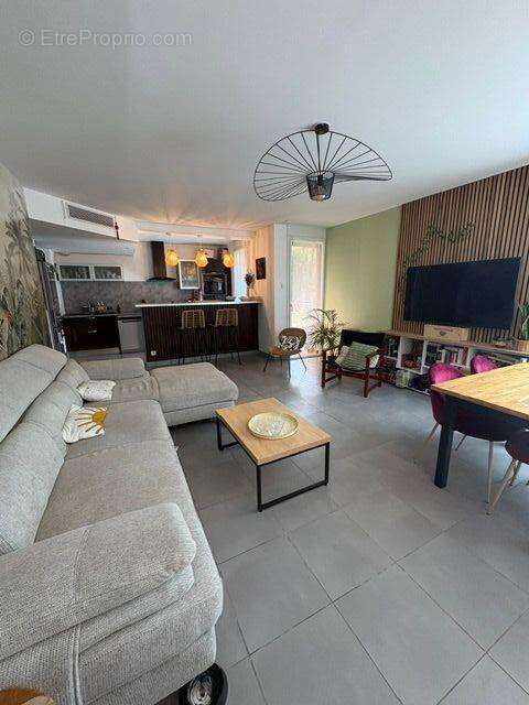 Appartement À Vendre - photo 2