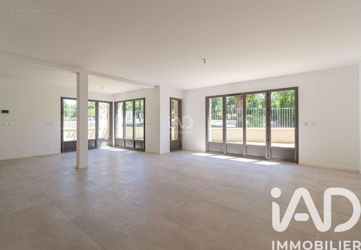 Photo 2 - Maison à SAINT-CLOUD