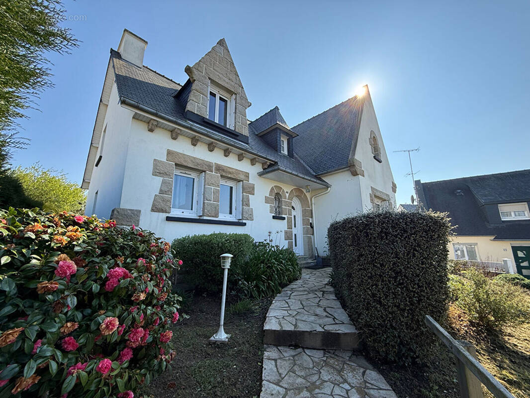 Maison à TREGUEUX